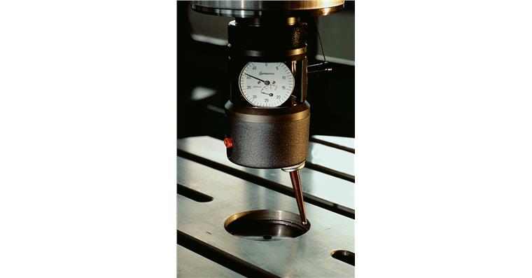 1021775201 Přesná středicí zařízení Centricator C0-S s odečtem dříku 0,005 mm