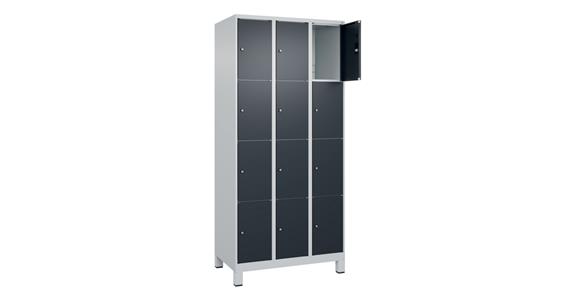 Schließfachschrank Classic PLUS, Füße, 12 Fächer, 1950x900x500mm RAL 7035/7016